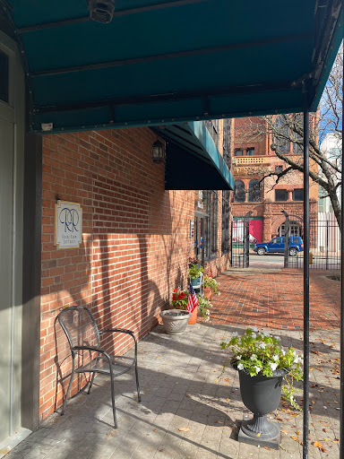 Ralph n Rich's Restaurant